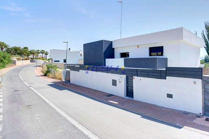 Casa / chalet en Paseo de los Barrancones, Gabias (Las), Granada de 490 m2