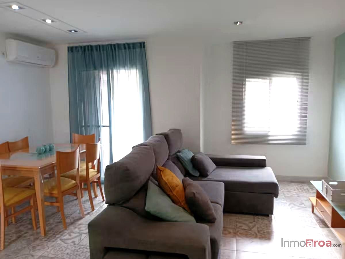 Piso en Carrer de Lucrècia Bori, València, Valencia de 66 m2