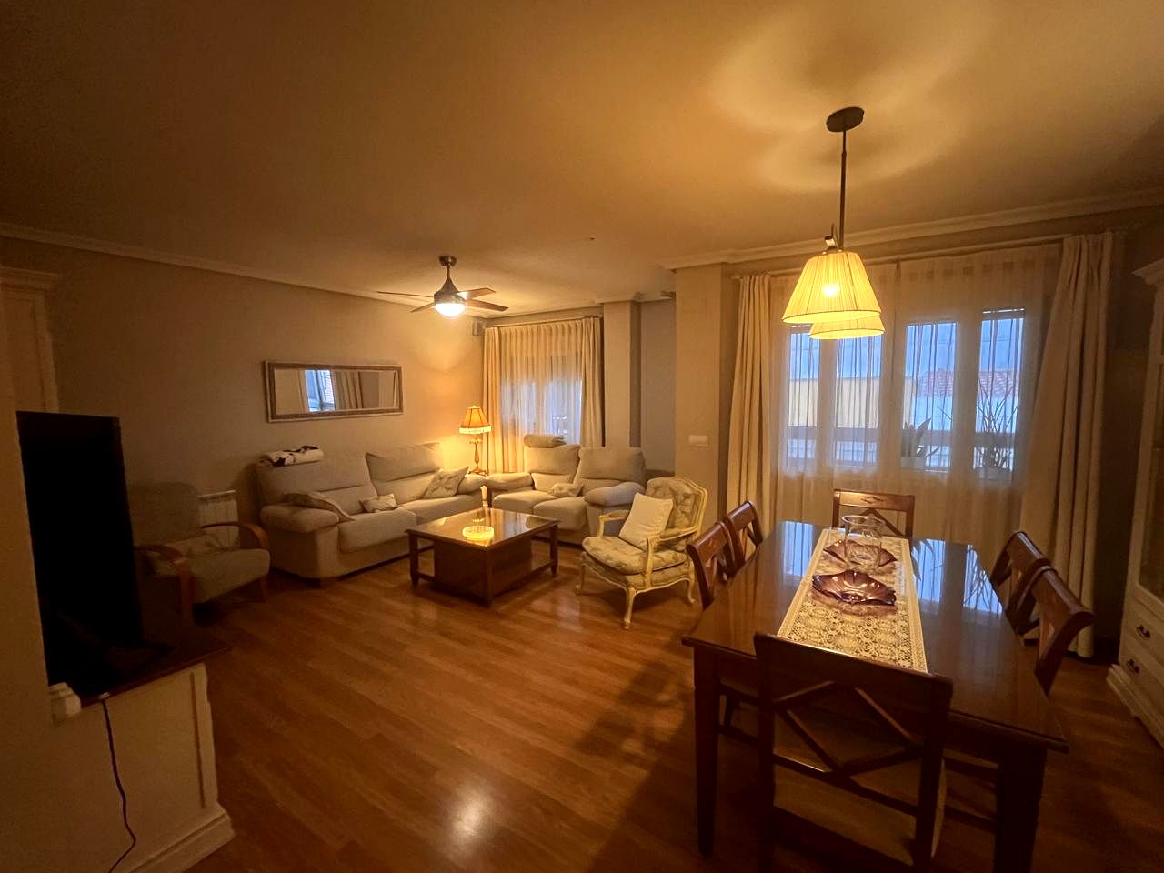 Piso en Calle Pedro de Lorenzo, Plasencia, Cáceres de 155 m2