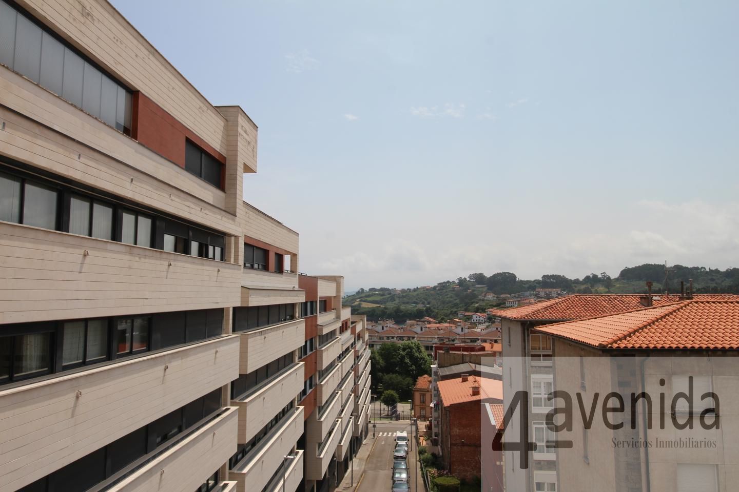 Piso en Calle Clara Campoamor, Luanco, Asturias de 71 m2