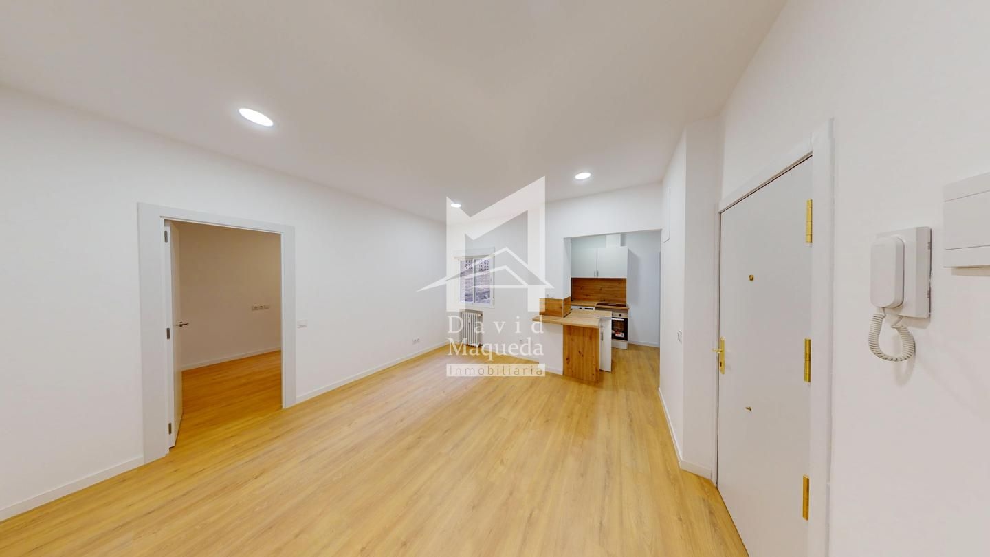 Piso en Calle de Bocángel, Madrid, Madrid de 73 m2