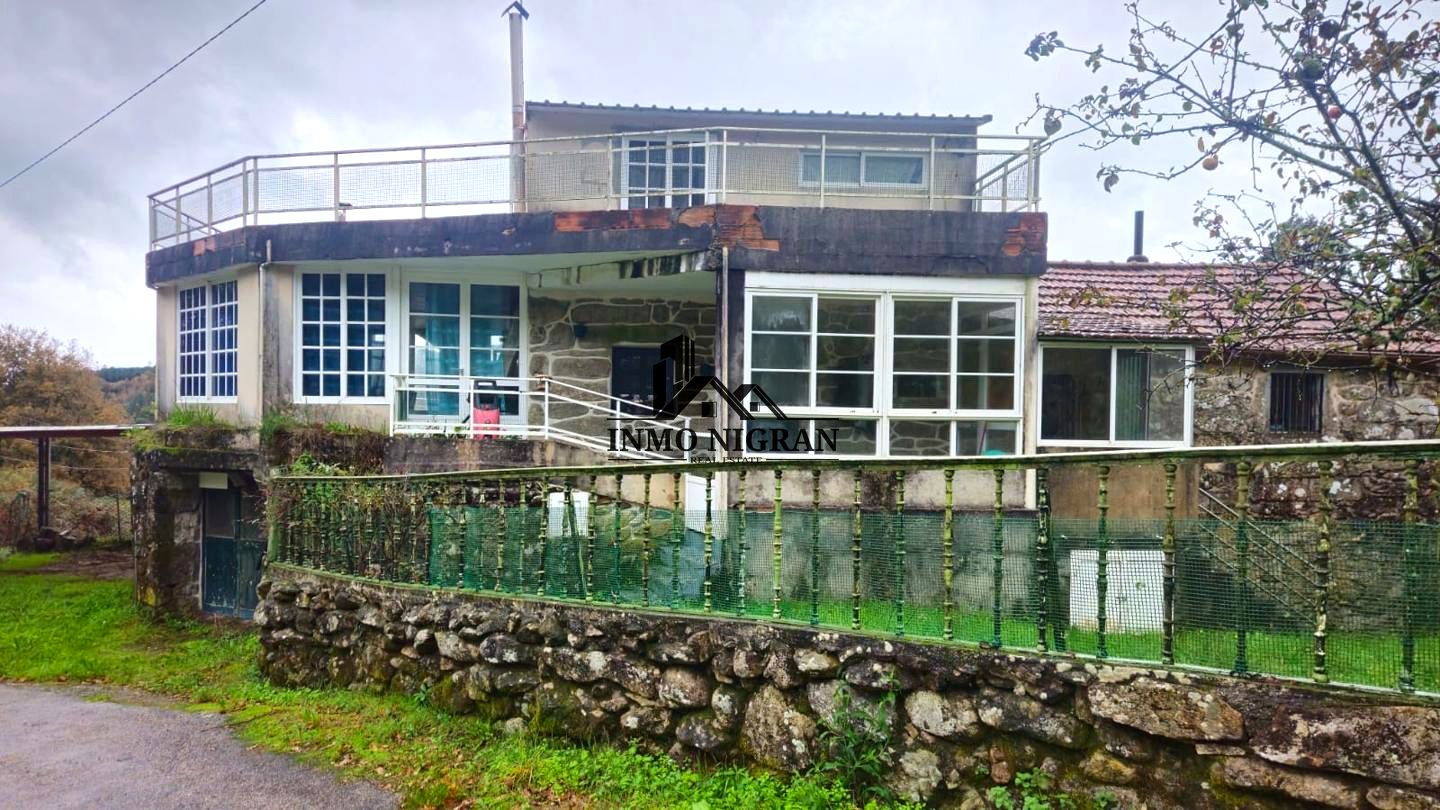 Casa rústica en Pob. Aldea Arriba, Creciente, Pontevedra de 293 m2