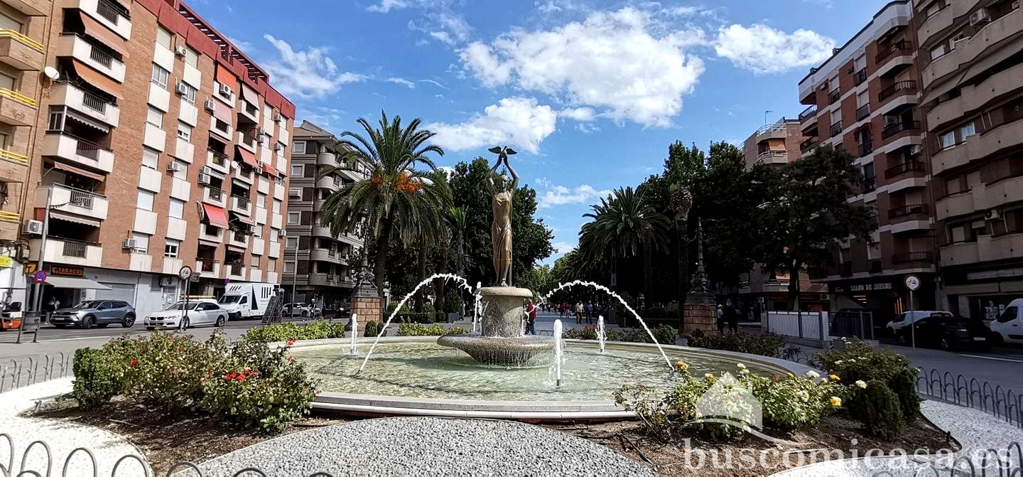 Piso en Paseo Virgen de Linarejos, Linares, Jaén de 160 m2