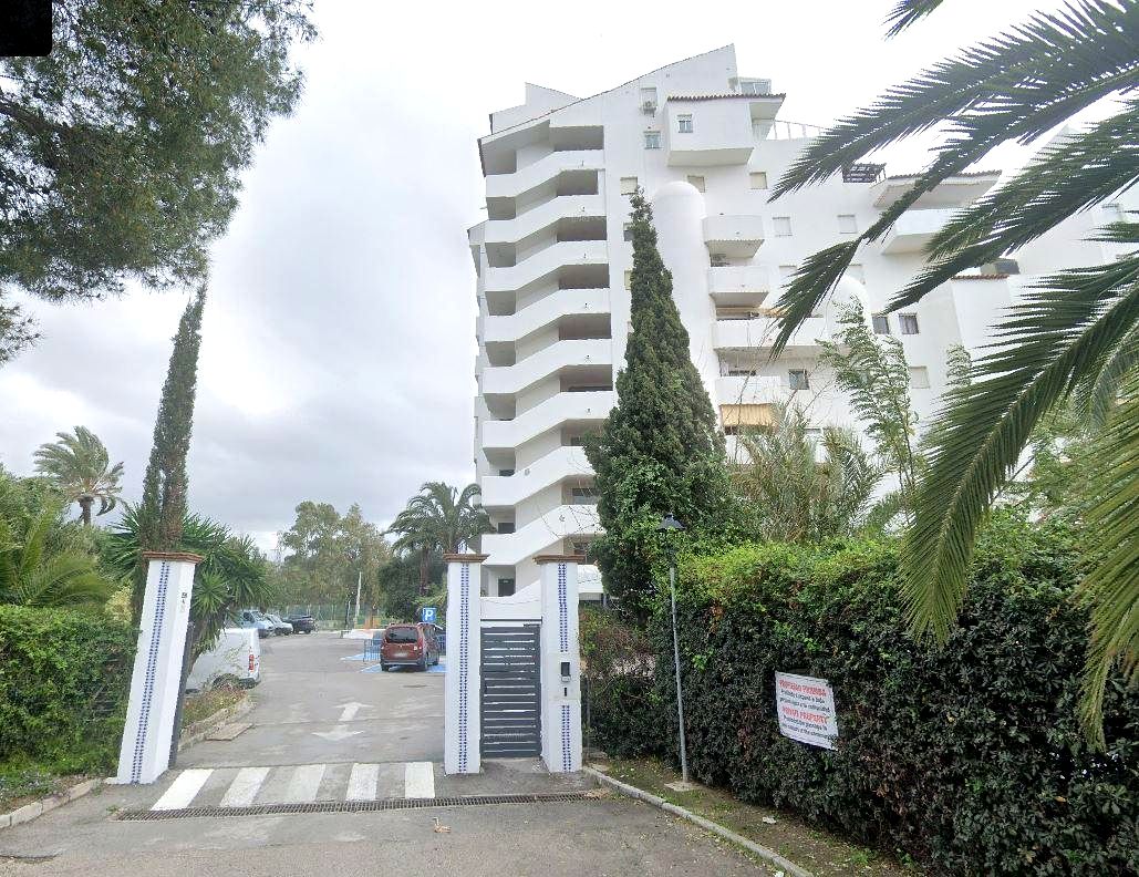 Piso en Urbanizacion Bahia de Estepona, La Gaspara, Málaga de 109 m2