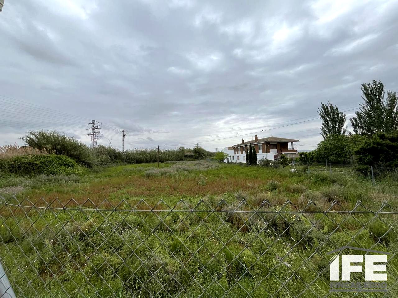 fincas en grisen · los-tejares 100000€