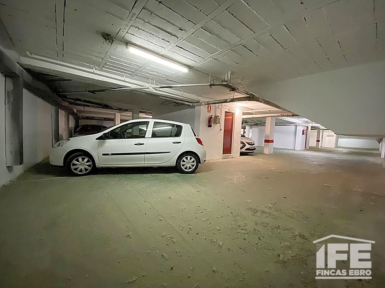 parking en alagon · calle-sor-isabel-de-san-jose-50630 11000€