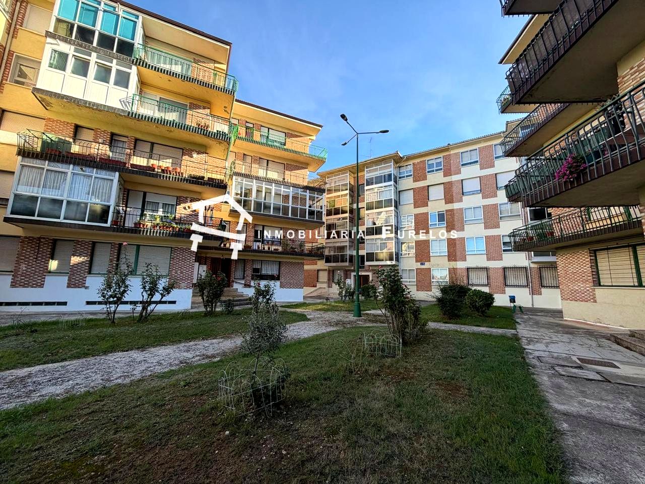 Piso en Calle Vicente Alonso de Celada, Medina de Pomar, Burgos de 87 m2