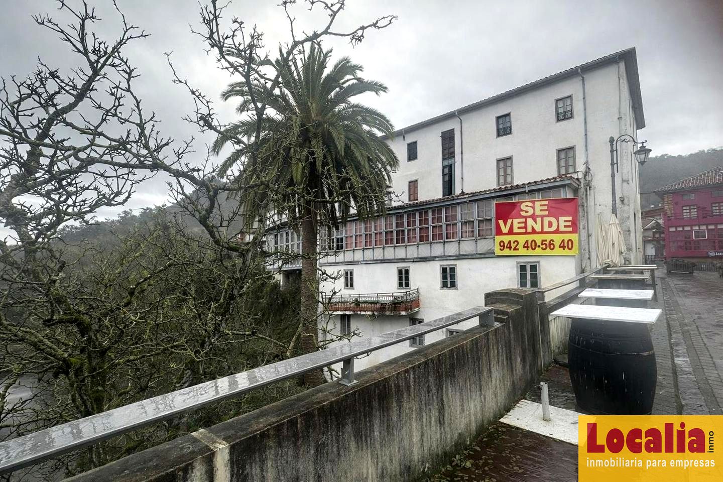 Edificio en Puente Viesgo, Cantabria de 844 m2