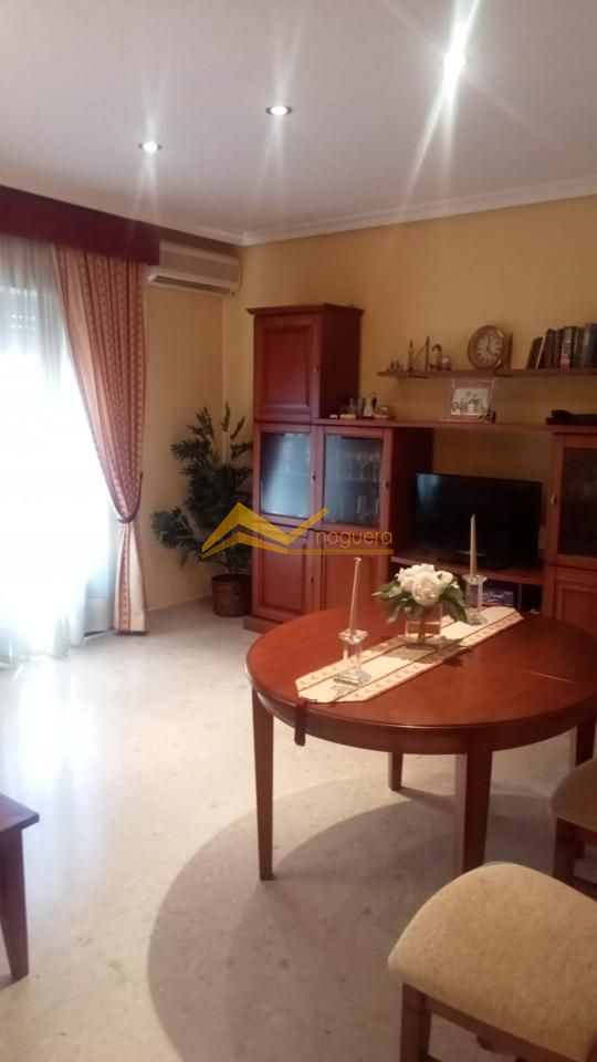 Piso en Calle Julio Burell, Linares, Jaén de 120 m2
