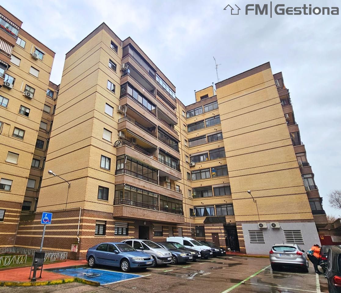 Piso en plaza de campo olivar, Valdemoro, Madrid de 89 m2