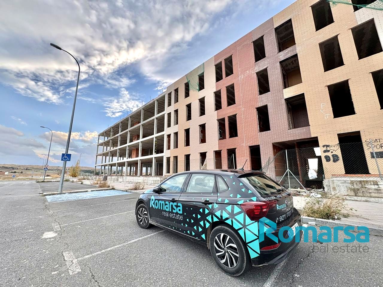 Edificio en Calle Jesús Grande Aparicio, Avila, Ávila de 2798 m2