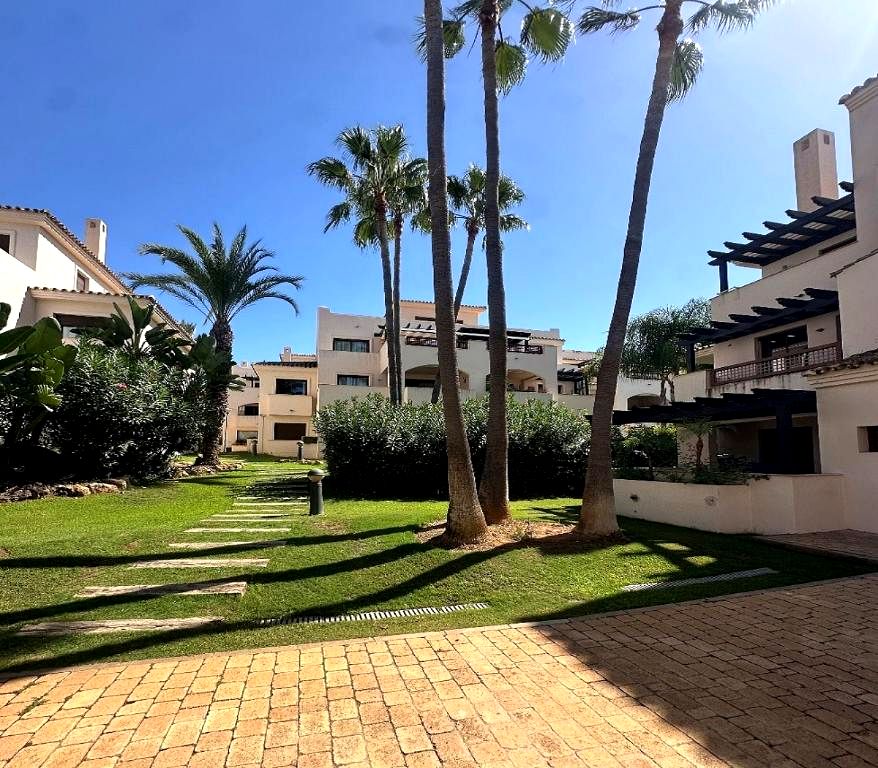 Piso en Calle de las Adelfas, Marbella, Málaga de 122 m2