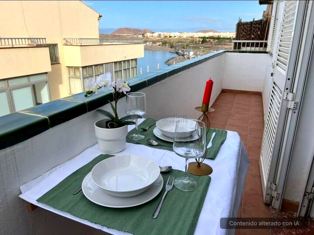 Piso en Maria del Carmen Garcia, Arona, Santa Cruz de Tenerife de 65 m2