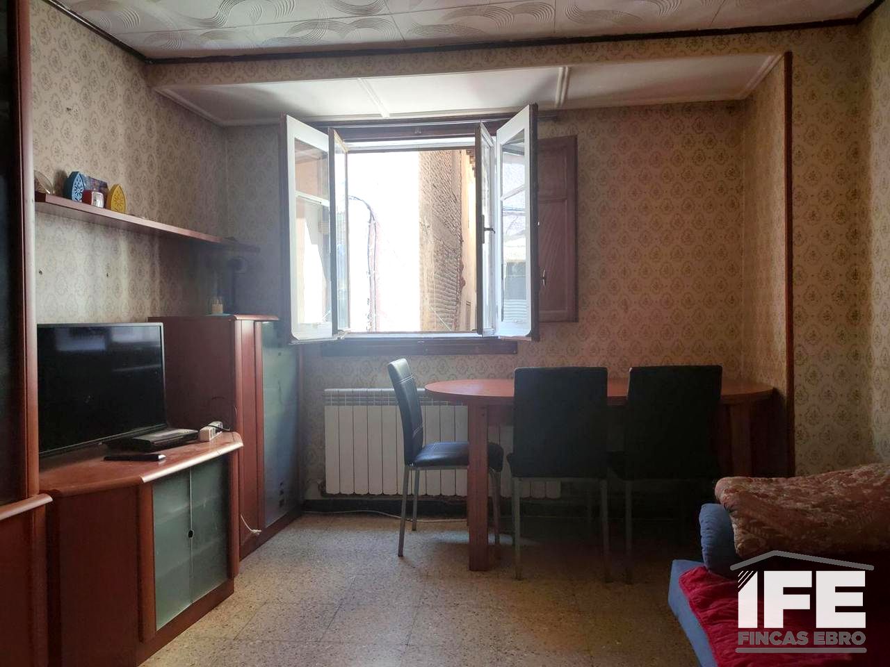 pisos en alagon ·  83000€