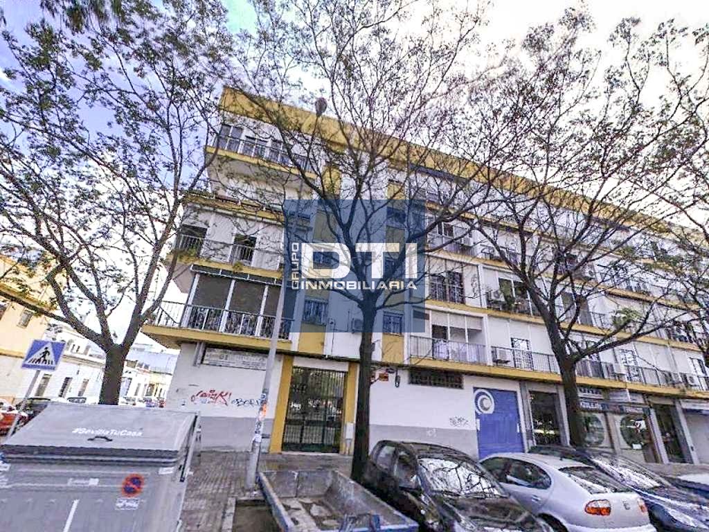 Piso en Calle Canal, Sevilla, Sevilla de 74 m2