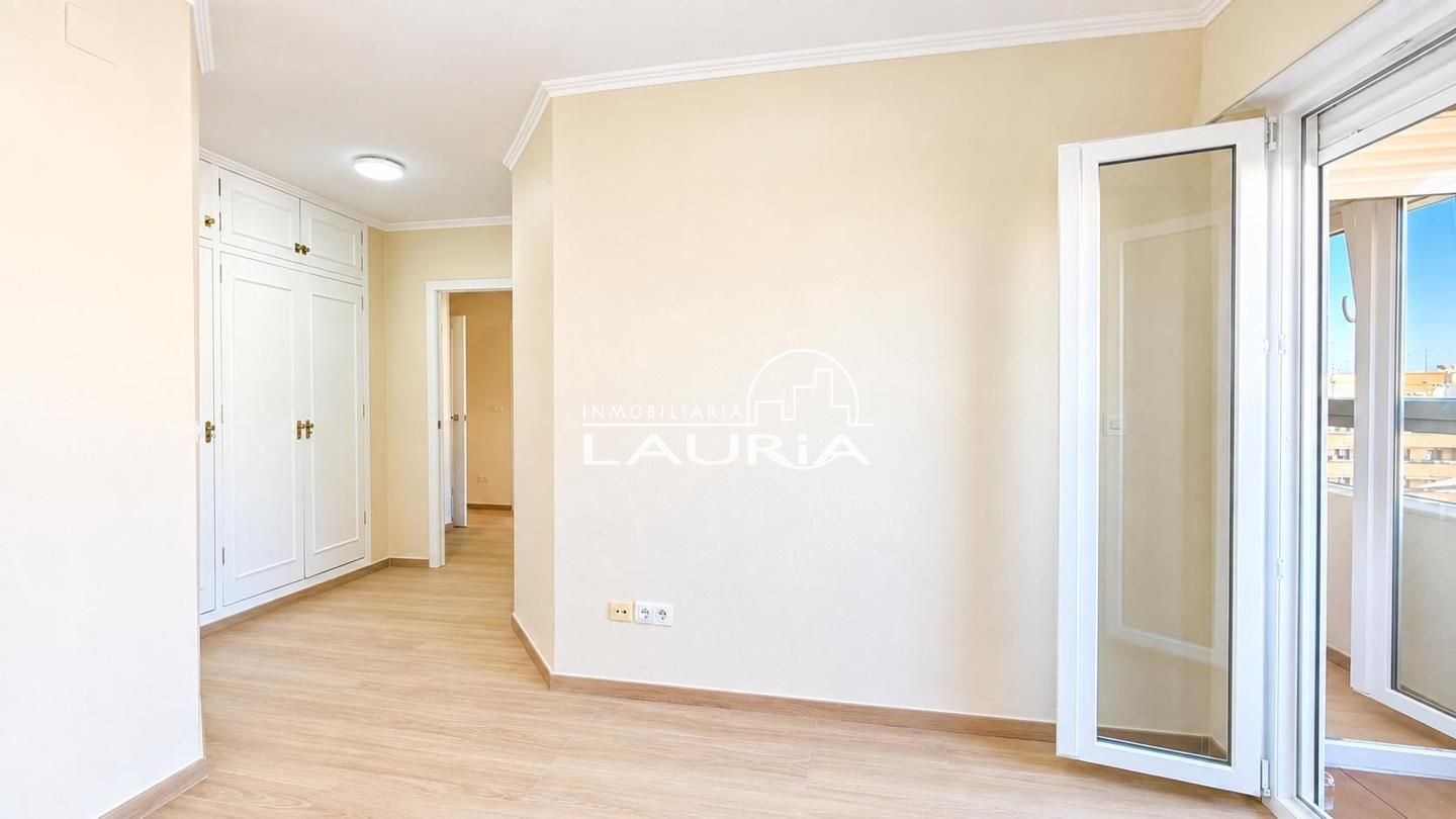 Piso en Nou Mestalla, València, Valencia de 128 m2