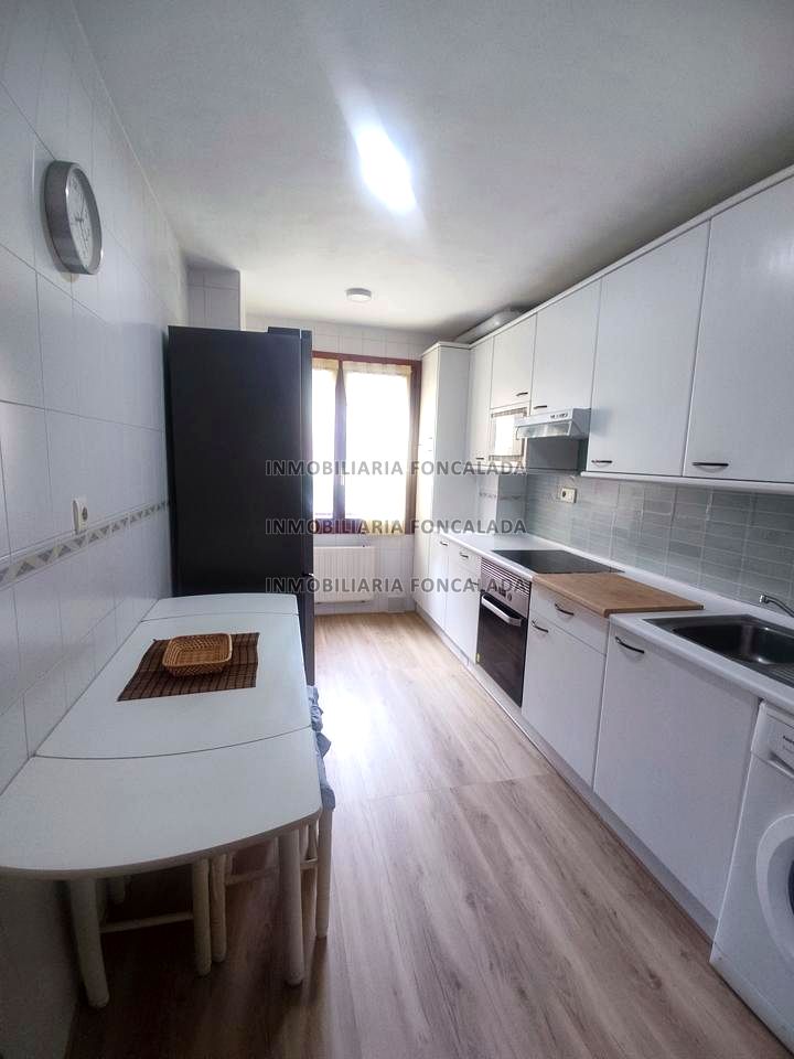 Piso en Oviedo, Asturias de 92 m2
