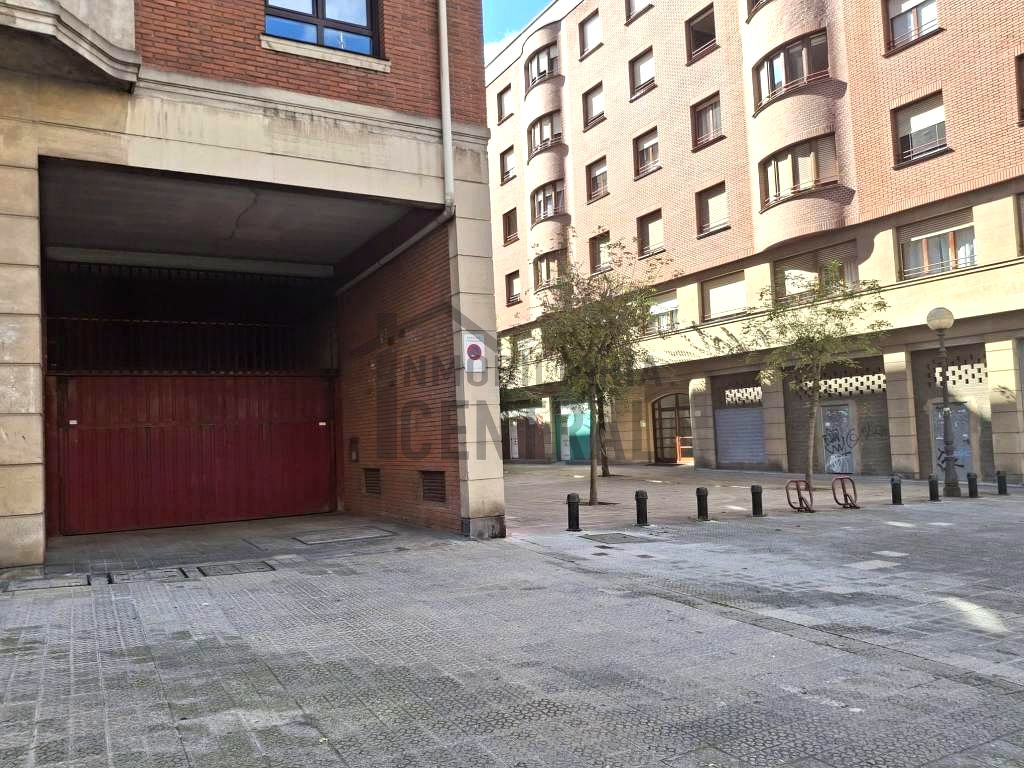 Plaza de parking en Sarrikoalde Plaza, Bilbao, Bizkaia de 18 m2