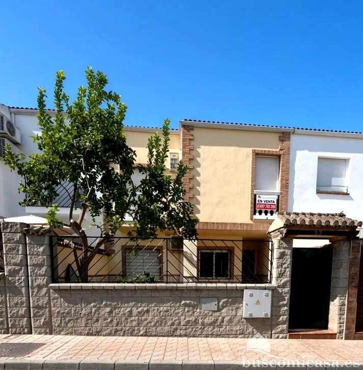 Casa / chalet en Calle Magnolia, Mengíbar, Jaén de 94 m2