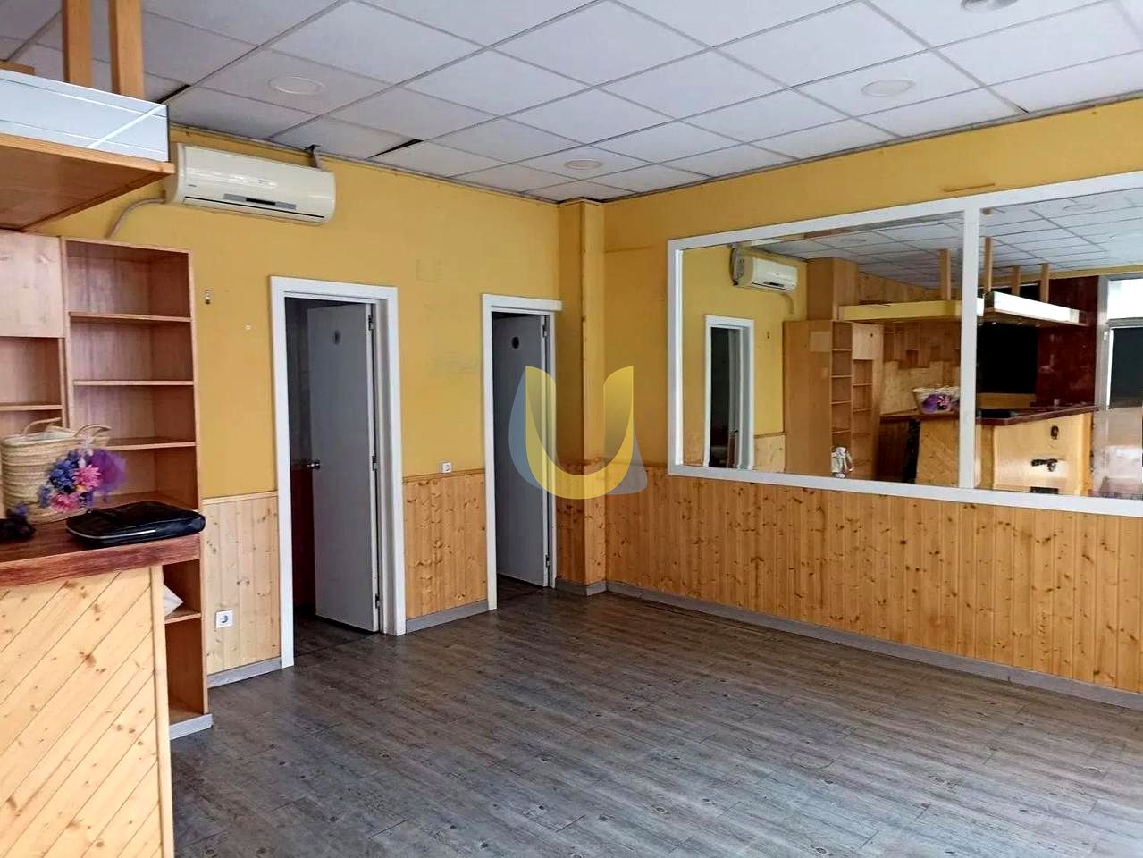 Local en Alcalá de Henares, Madrid de 100 m2