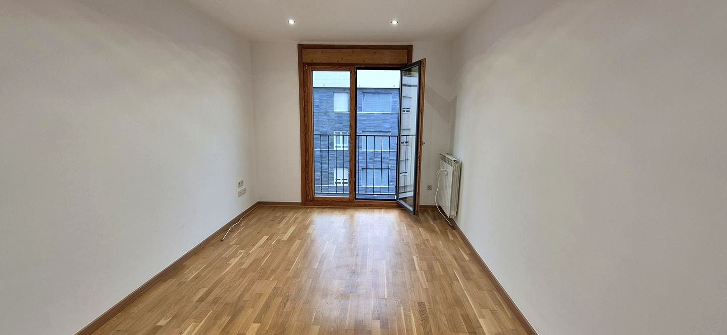 Piso en Avenida Roces 1170, Gijón, Asturias de 76 m2