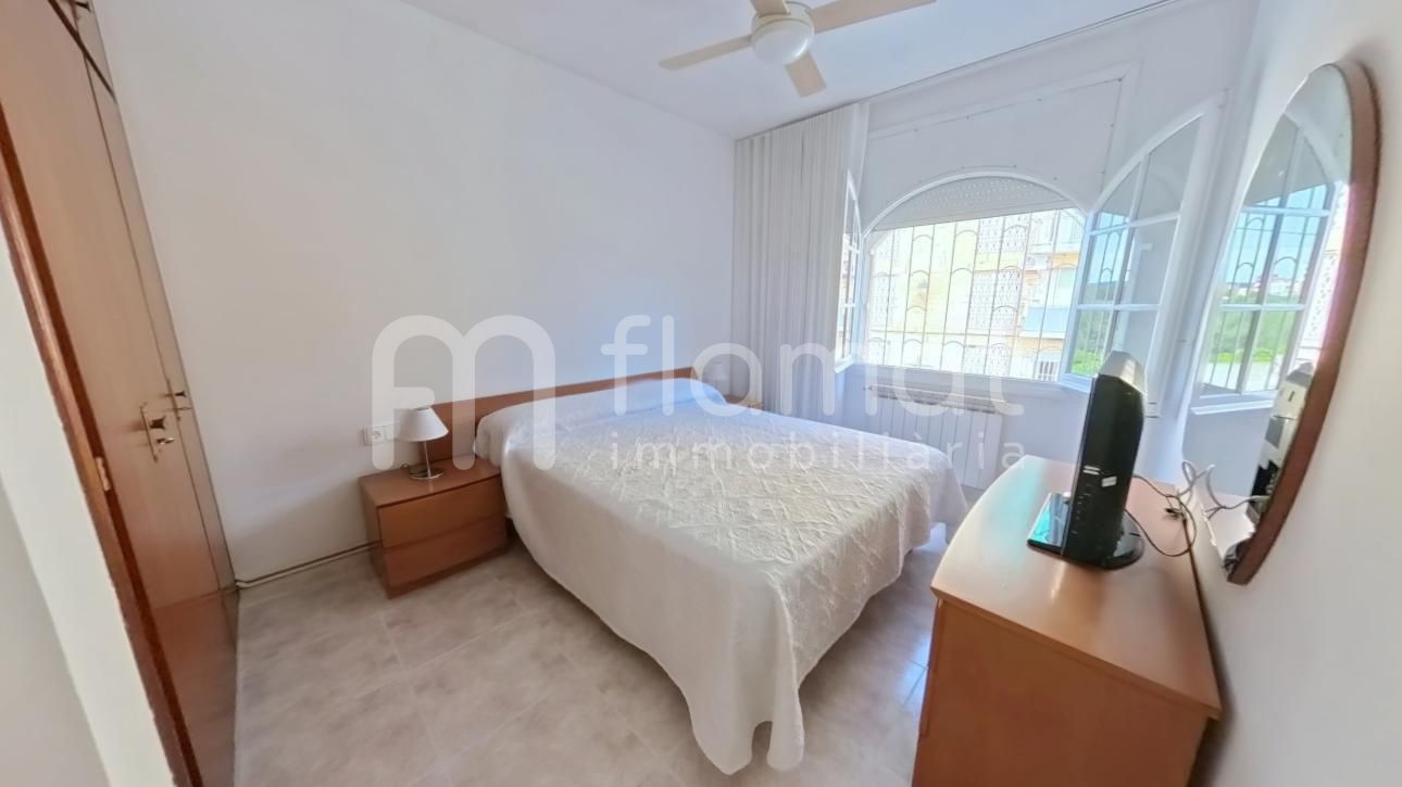 villas en santa-oliva · carrer-del-clavell-43710 295000€