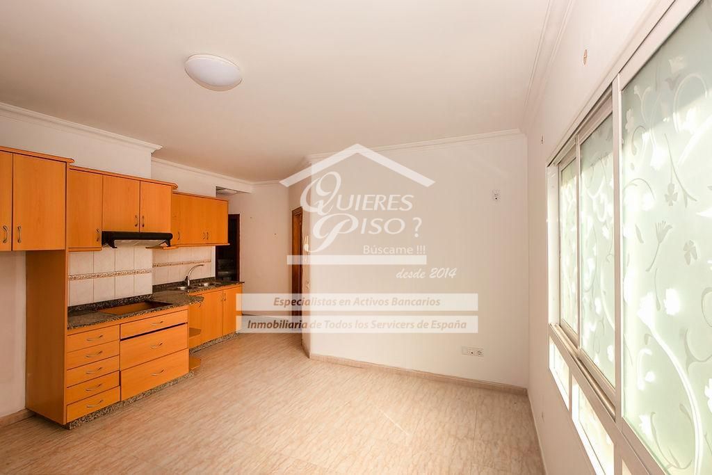 Piso en Calle Guanche, Cruce de Arinaga, Las Palmas de 54 m2