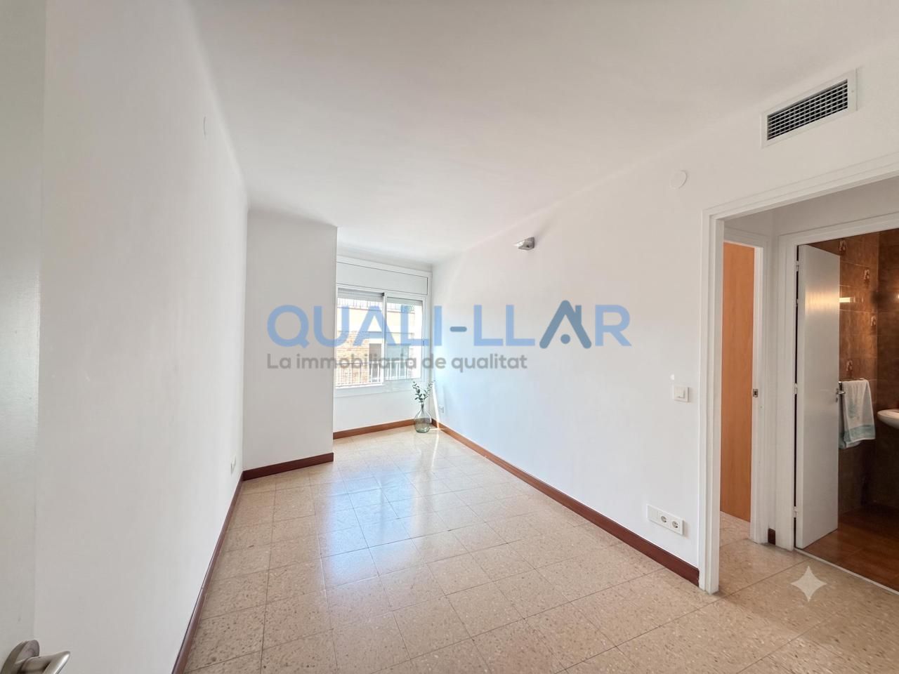 Piso en Carrer Miguel de Cervantes, Sant Feliu de Llobregat, Barcelona de 60 m2