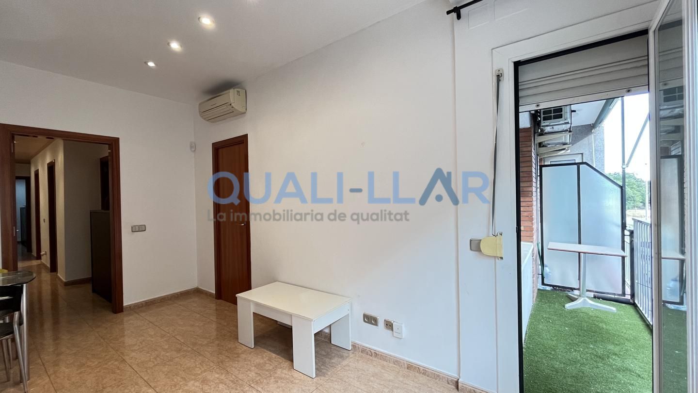 Piso en Carrer de Josep Ricart, Sant Feliu de Llobregat, Barcelona de 80 m2