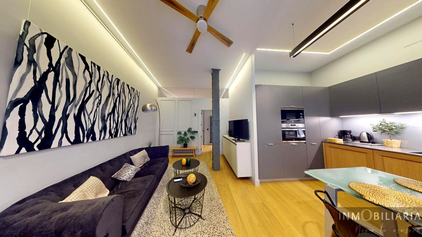 Piso en Calle del Montserrat, Madrid, Madrid de 58 m2