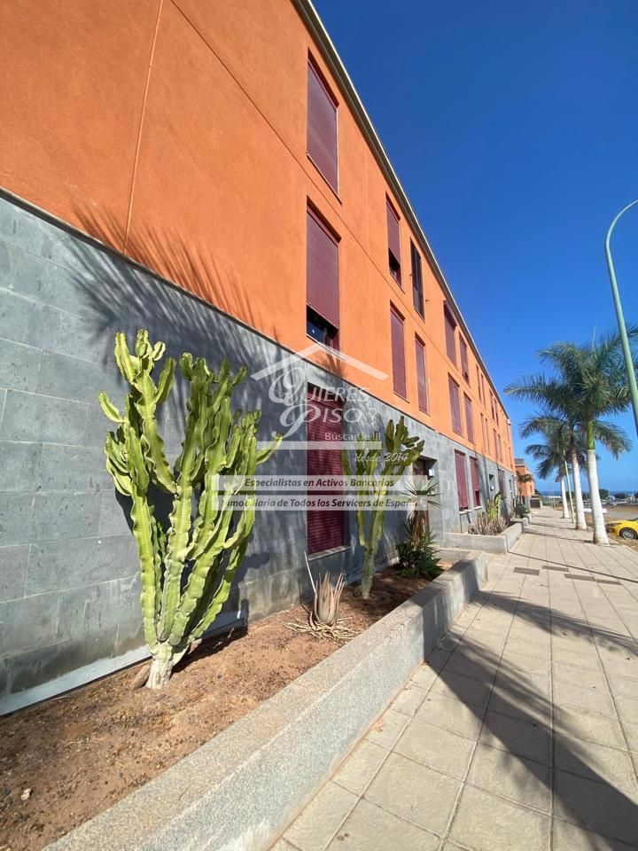 Piso en Calle de Hernan Perez, Vecindario, Las Palmas de 106 m2