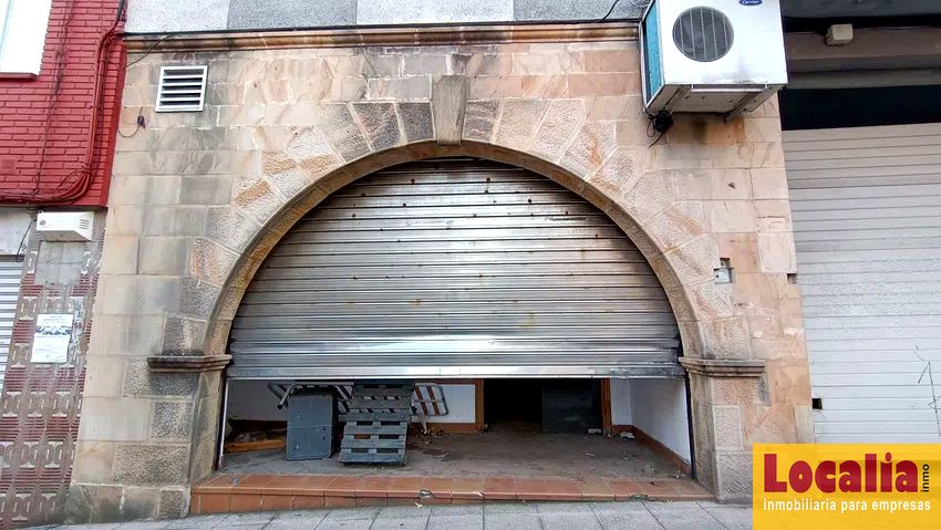 Local en Astillero, Cantabria de 371 m2