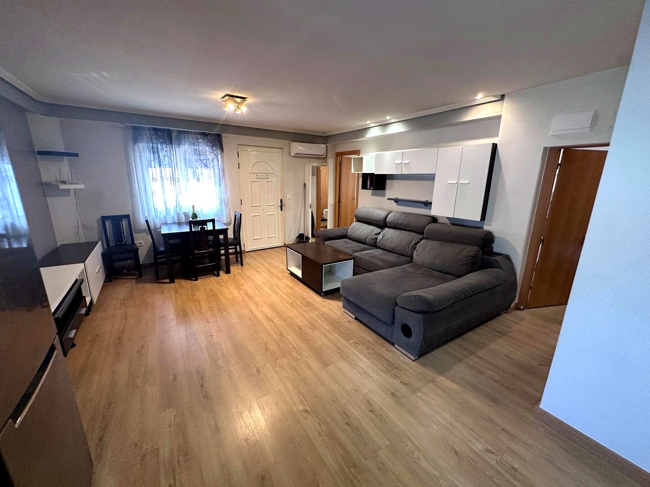 Piso en Calle Juan Montoliu, Chilches, Castellón de 80 m2