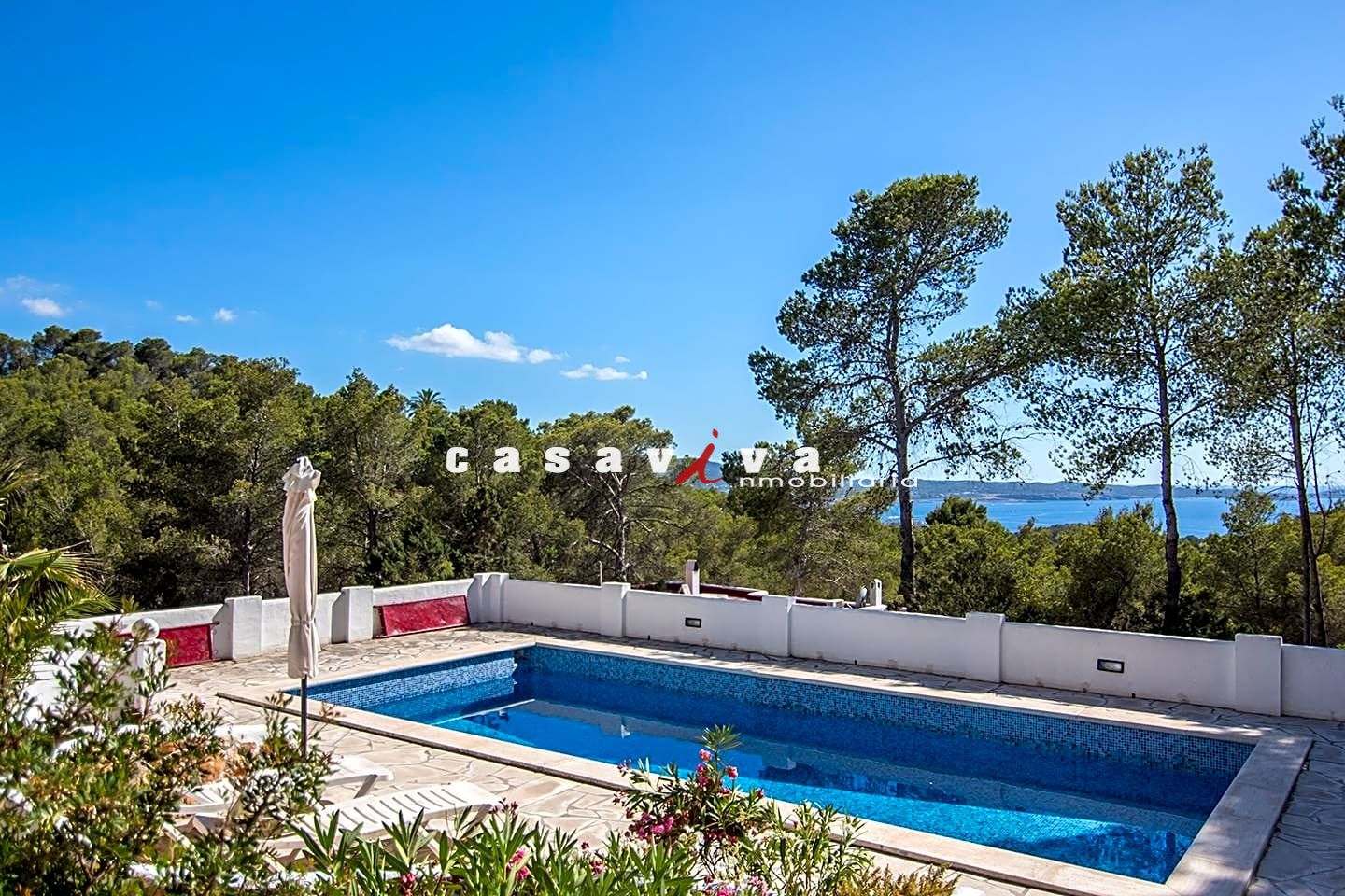 Villa con preciosas vistas al mar en Ibiza