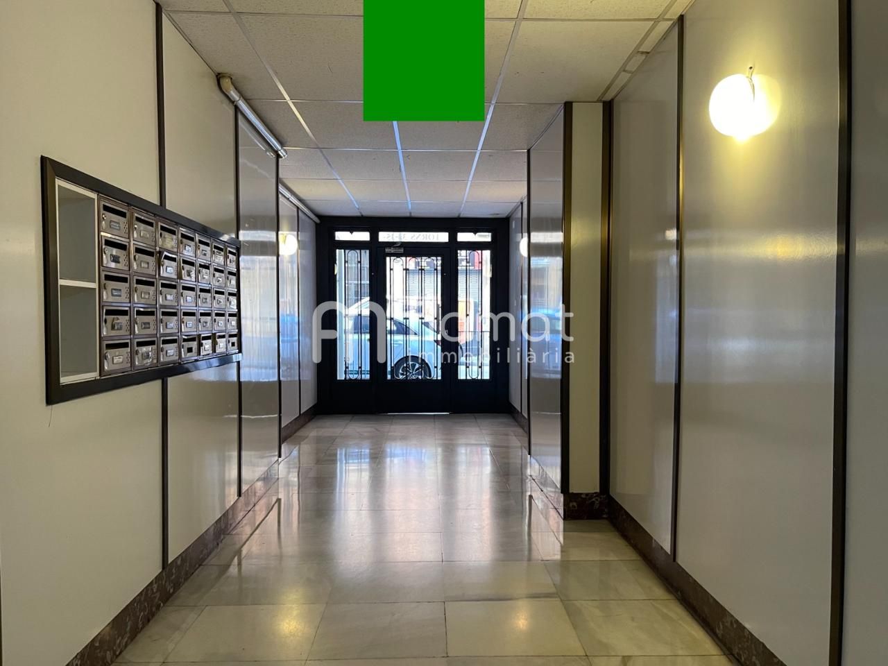pisos en barcelona · carrer-de-torns-33-(ent-3ª)-barcelona-08028 435000€