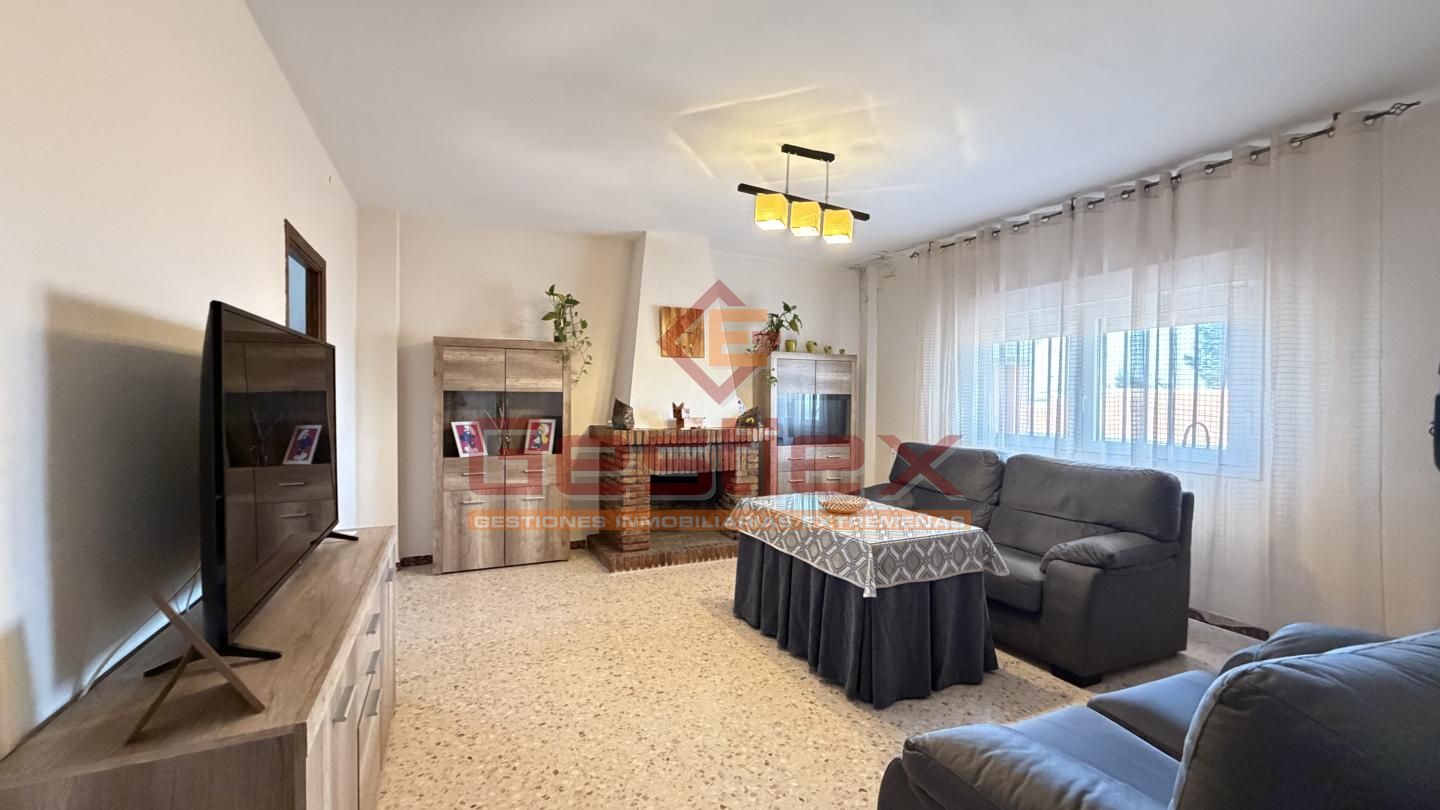 Casa / chalet en Almendralejo, badajoz de 577 m2