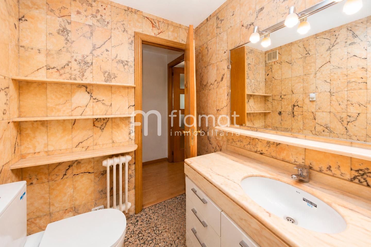 pisos en barcelona · avinguda-de-sant-ramon-nonat-08028 200000€