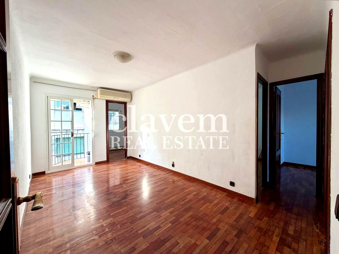 Flat in Carrer de Santa Engràcia, Barcelona, Barcelona of 42 m2