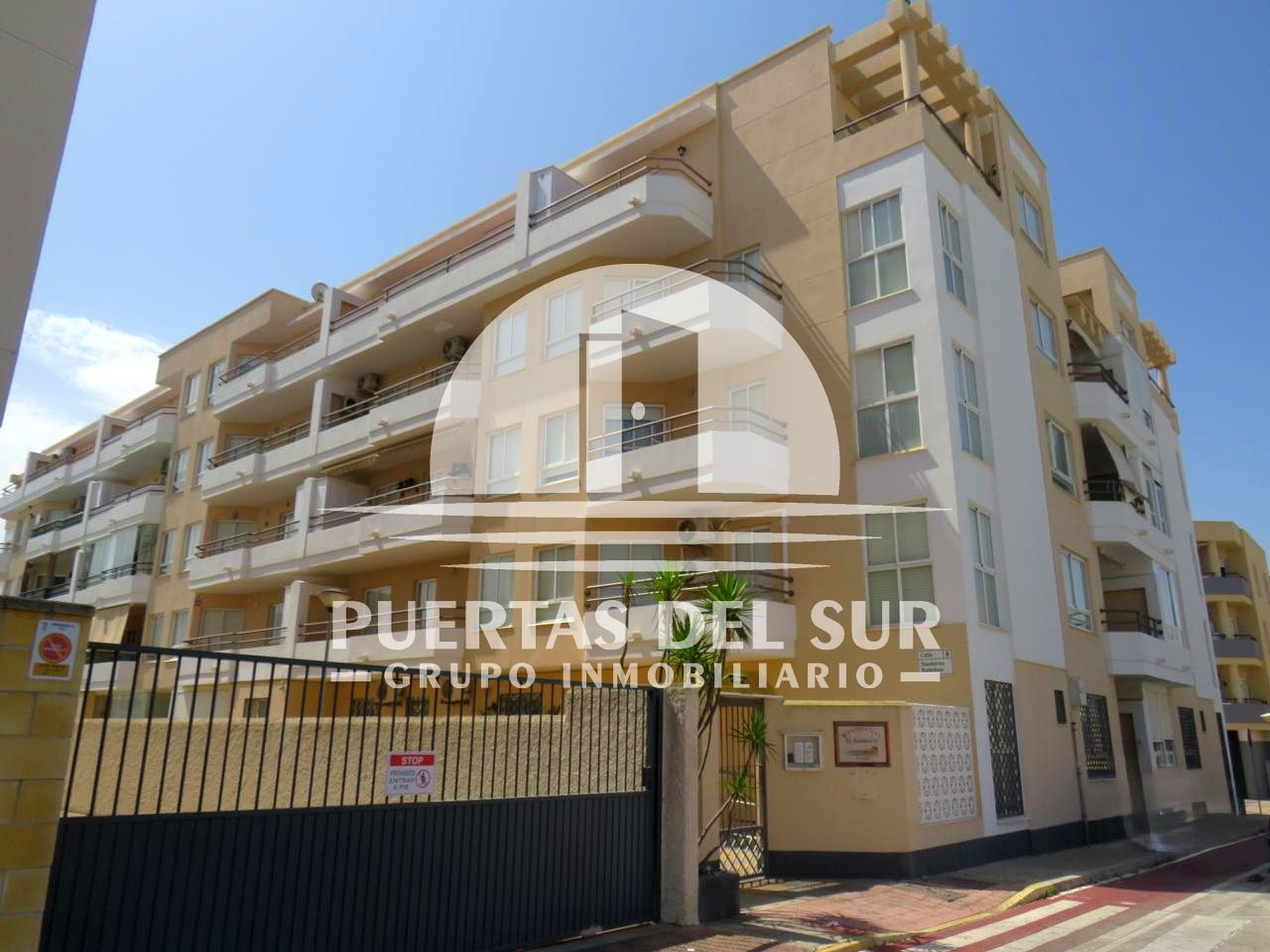 Piso en Calle Saeteros Roteños, Rota, Cádiz de 92 m2