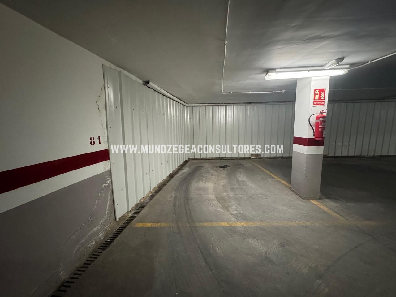 Plaza de parking en Calle San Pedro, Lucena, Córdoba de 15 m2