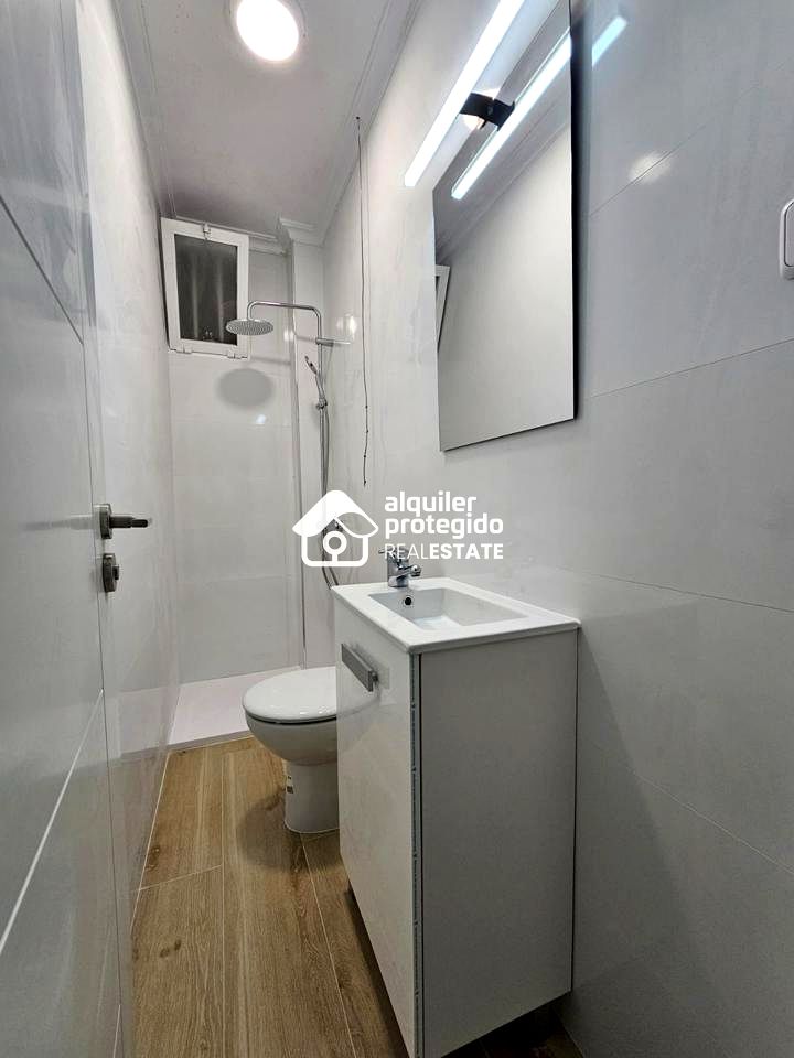 pisos en madrid · calle-de-luis-lopez-28053 189000€