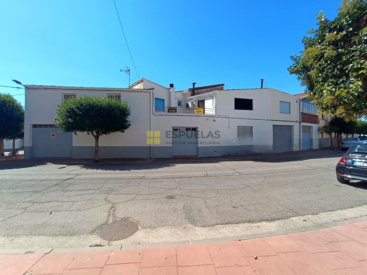 Casa / chalet en Grupo Bretón de los Herreros 40, Quel, La Rioja de 278 m2