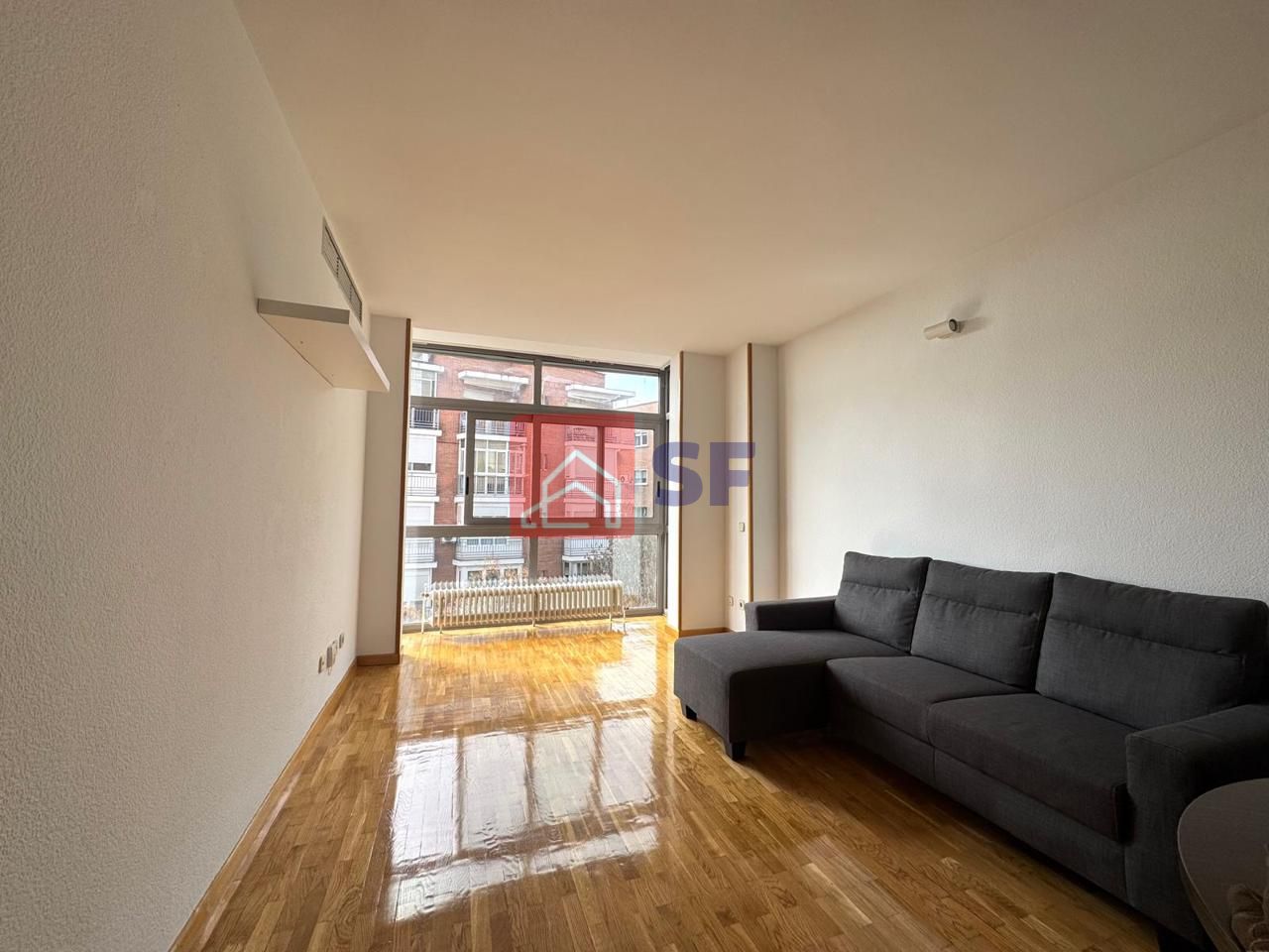 Piso en Calle de Diego Bahamonde, Madrid, Madrid de 115 m2