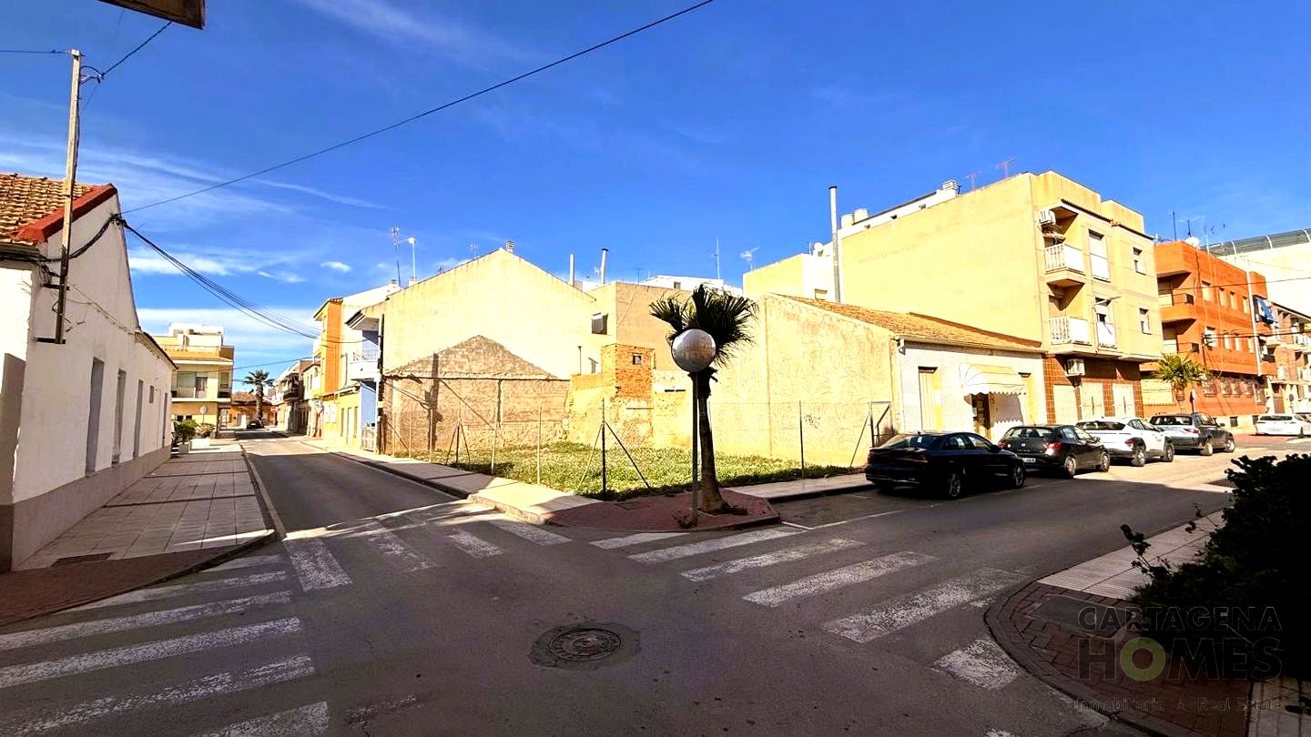 terrenos en los-alcazares · los-alacazares 99900€