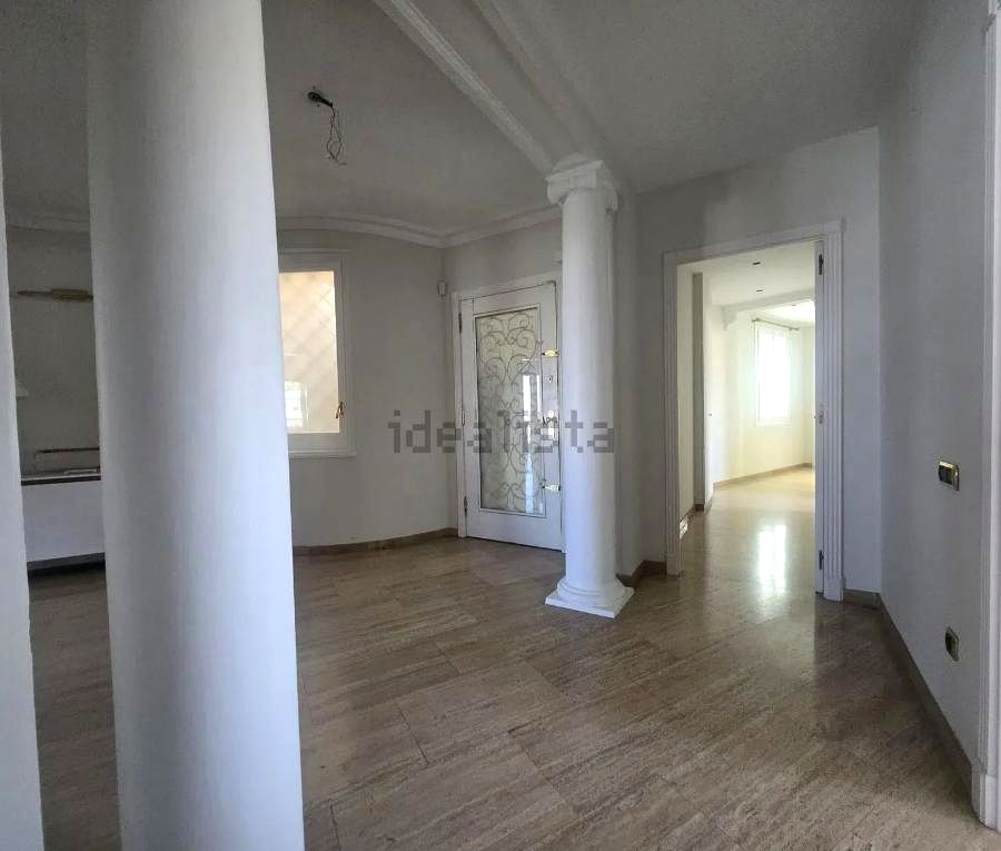 Piso · Barcelona · 5 hab.