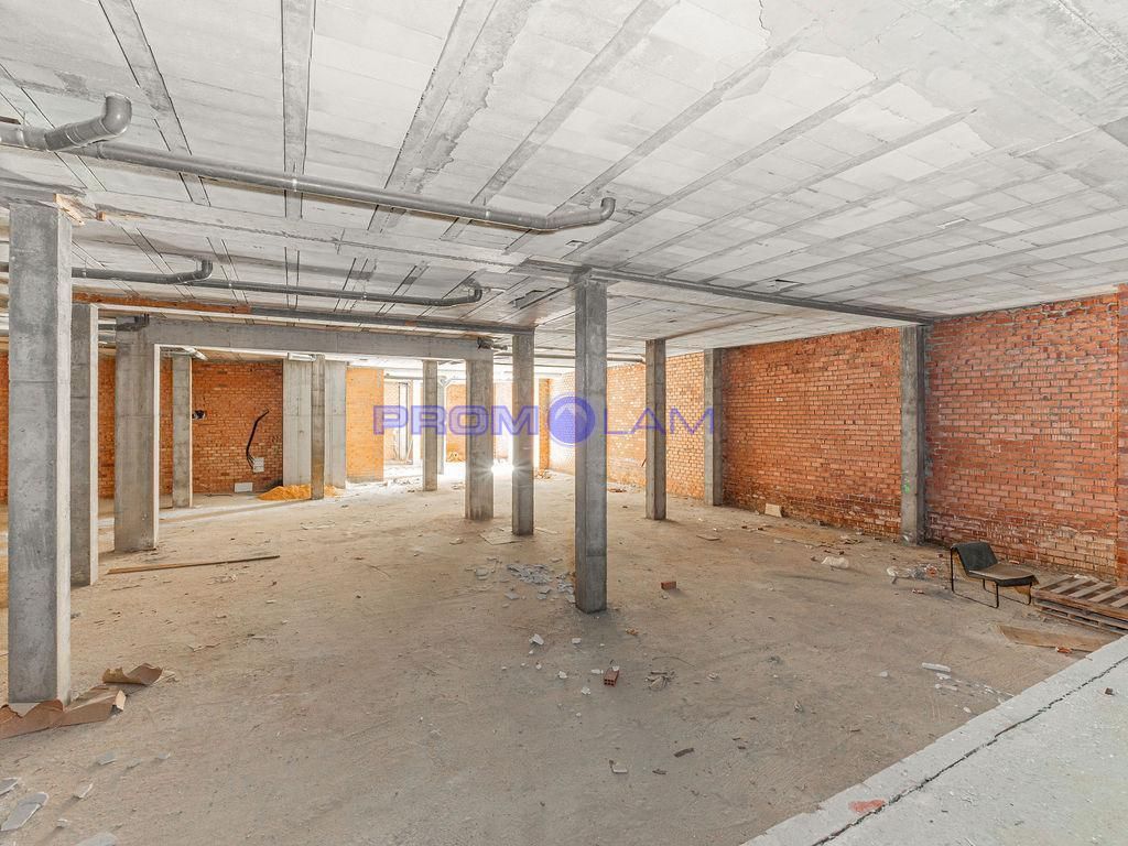 locales-comerciales en mairena-del-aljarafe · none 349000€