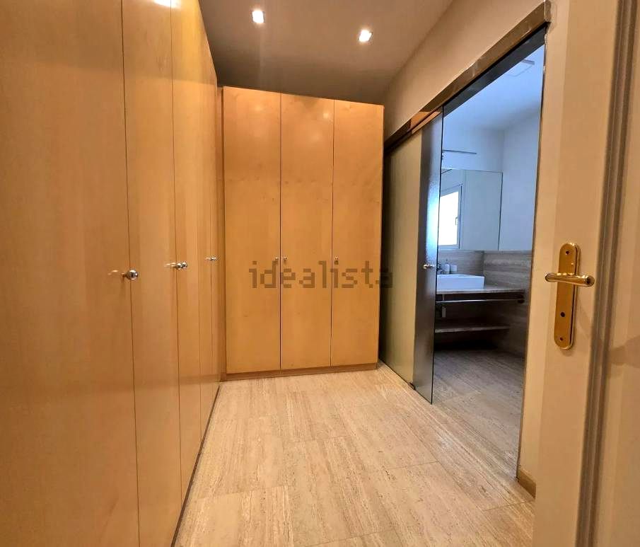 Piso · Barcelona · 5 hab.
