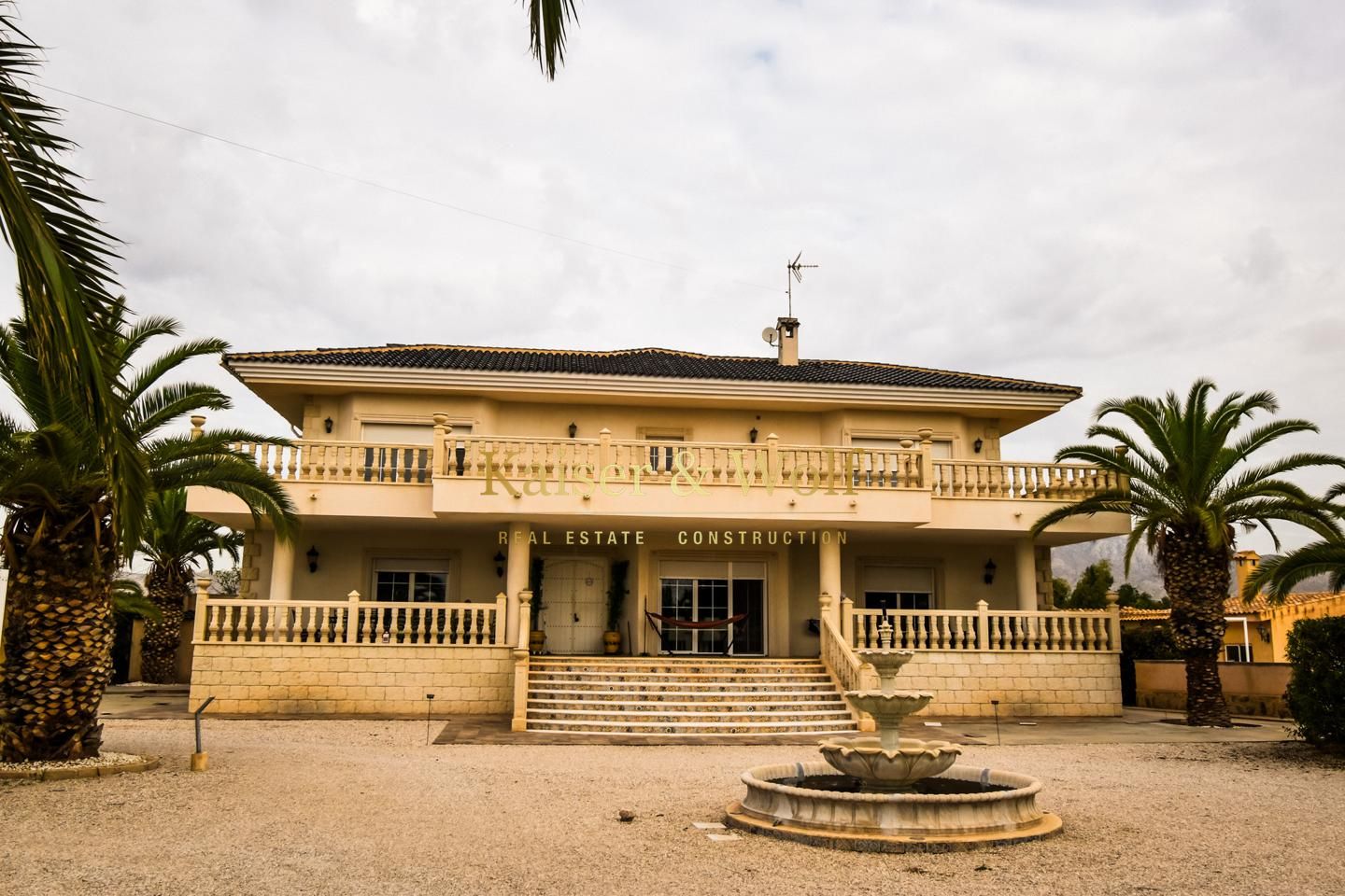 Casa / chalet en Camino de la Algüeda, albatera, Alicante de 593 m2