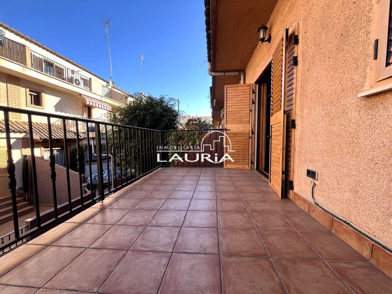 Casa / chalet en Avenida Santa María del Puig, Almacera, Valencia de 195 m2