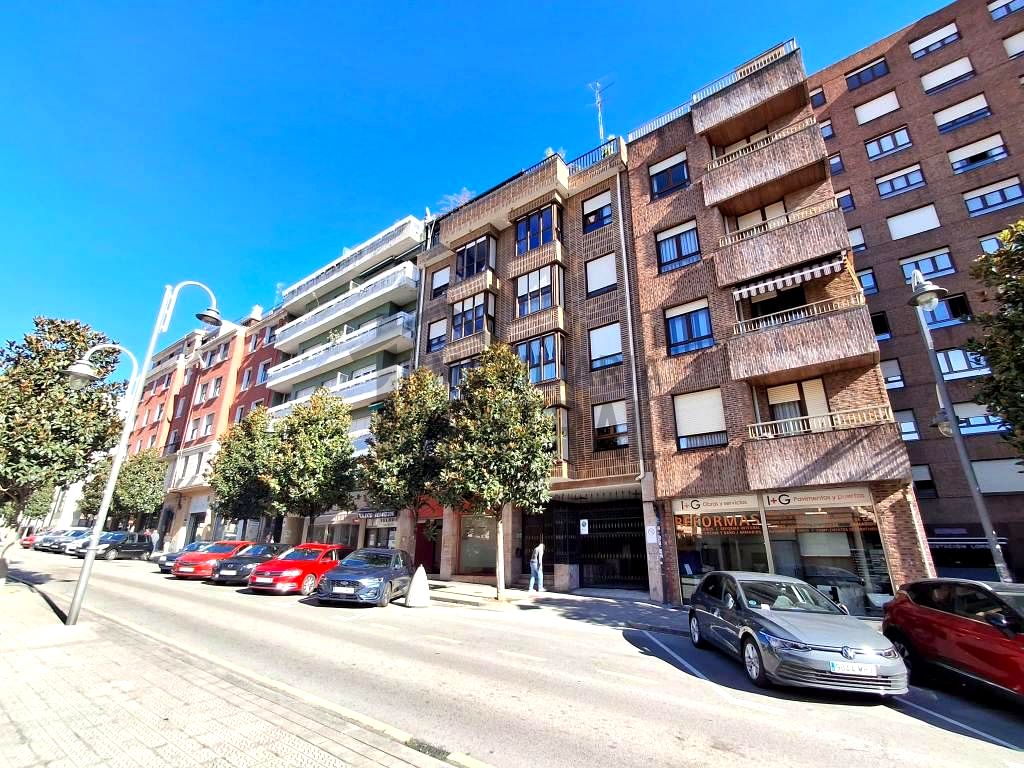 Piso en Luis Power Kalea, Bilbao, Bizkaia de 57 m2